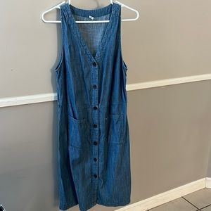 Old Navy denim dress.